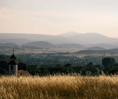 old-church-in-praire
